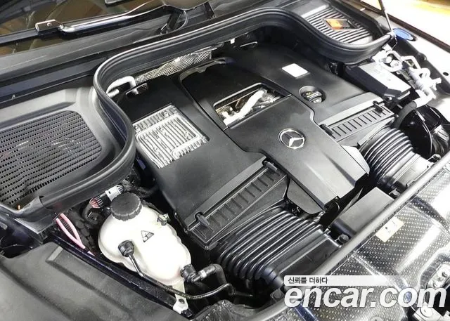 Mercedes-Benz GLS-Class — Фото автомобиля 9