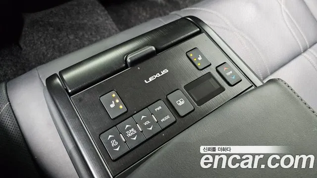 Lexus ES — Фото автомобиля 19