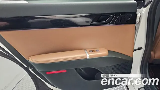 Hyundai Grandeur GN7 — Фото автомобиля 14