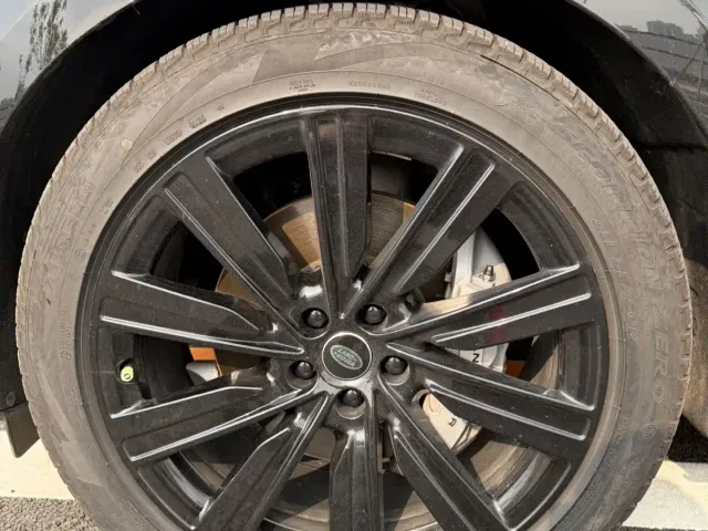 Land Rover Range Rover — Фото автомобиля 6