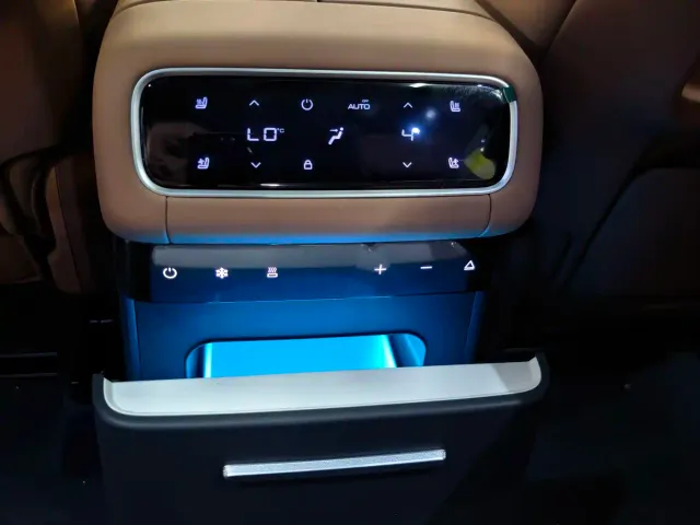 Huajing Baojun S — Фото автомобиля 11