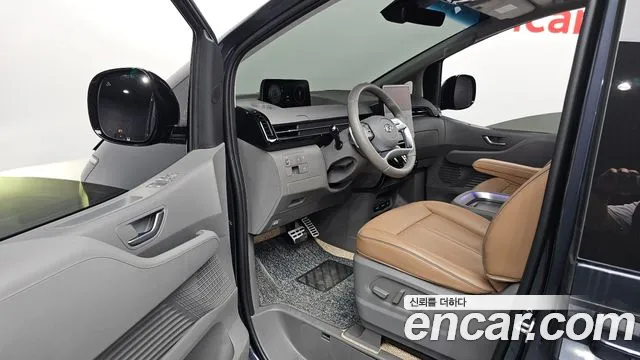 Hyundai Staria Staria L3.5 Lounge 9 мест — Фото автомобиля 10