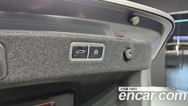 Genesis G70 New — Фото автомобиля 26