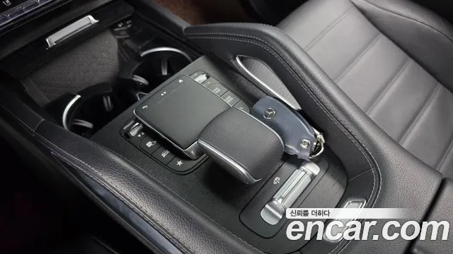 Mercedes-Benz GLE-Class — Фото автомобиля 27
