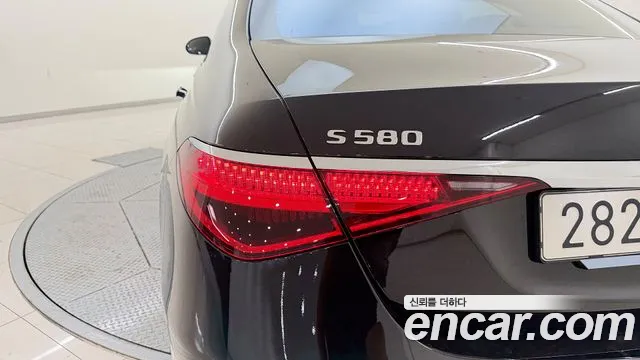 Mercedes-Benz S-Class W223 — Фото автомобиля 12