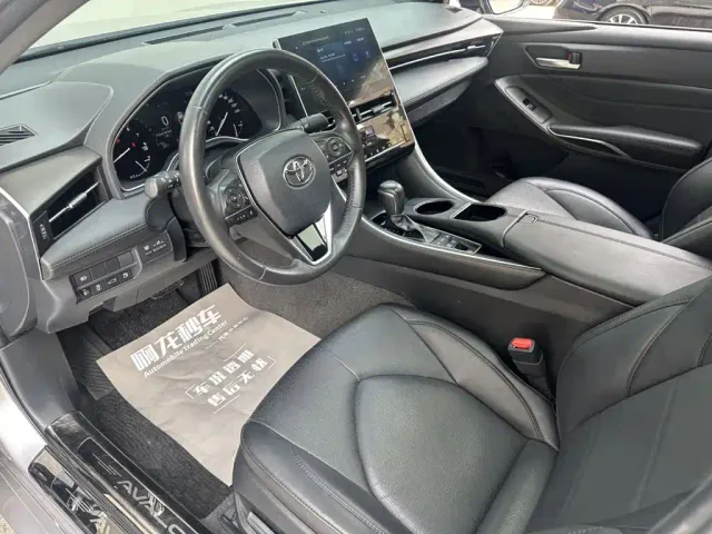 Toyota Avalon — Фото автомобиля 11