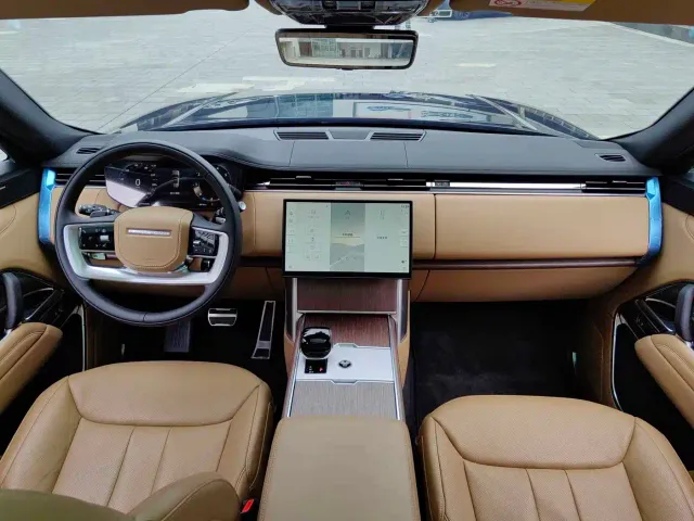 Land Rover Range Rover — Фото автомобиля 22