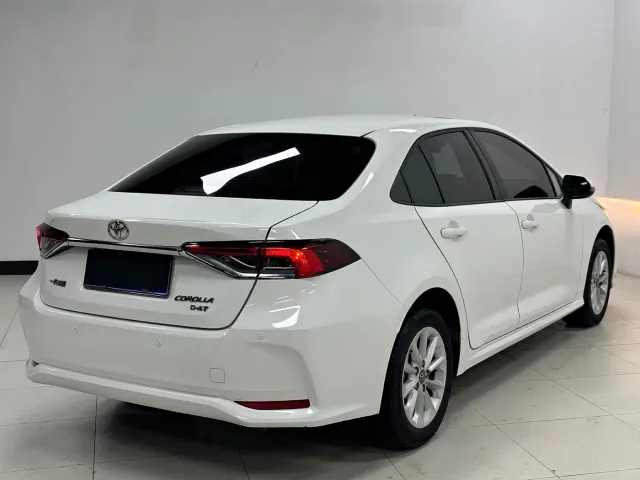 Toyota Corolla — Фото автомобиля 5