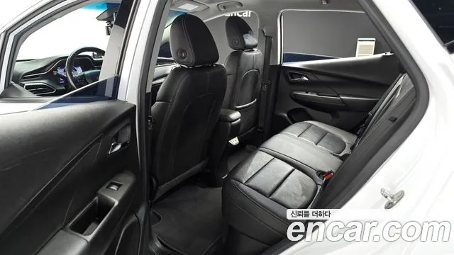 Chevrolet Bolt EV — Фото автомобиля 11