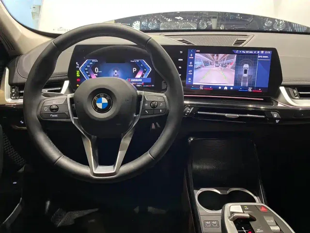 BMW X1 — Фото автомобиля 13