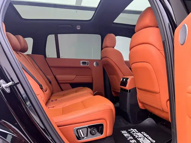 Li Auto L7 — Фото автомобиля 20