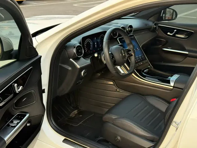 Mercedes-Benz C-Class — Фото автомобиля 4