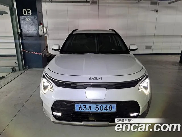 Kia Niro — Фото автомобиля 2