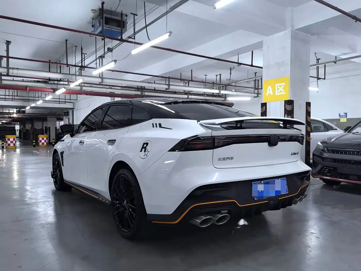 Changan Changan UNI-V 2025 1.5T 500Bar Premium Sport Model — Фото автомобиля 16