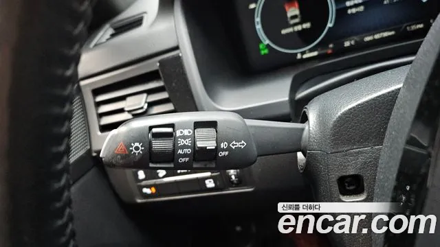 KG_Mobility_Ssangyong Rexton Новый Rexton Sport Khan Дизель 2.2 4WD — Фото автомобиля 17