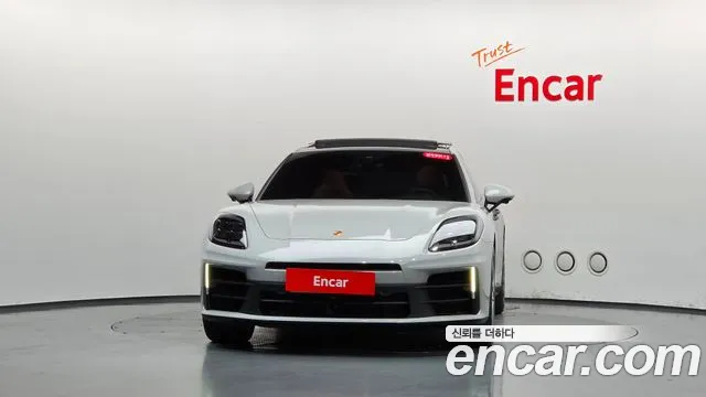 Porsche Panamera — Фото автомобиля 3