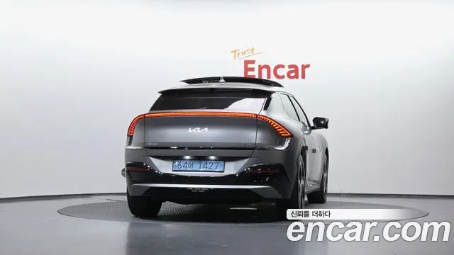 Kia EV6 — Фото автомобиля 4