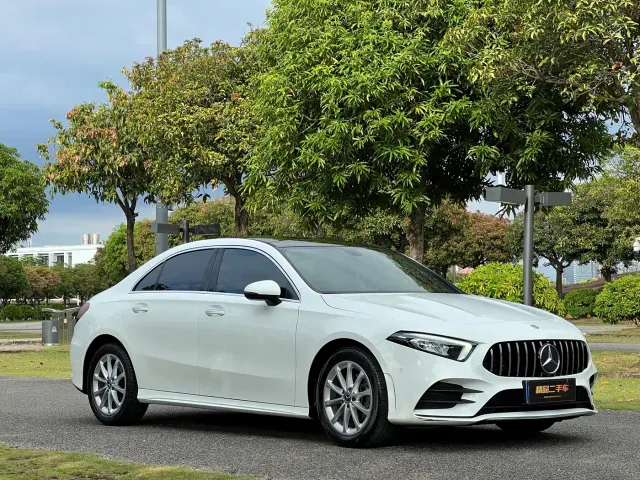 Mercedes-Benz A-Class — Фото автомобиля 4