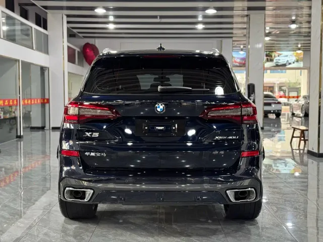 BMW X5 — Фото автомобиля 12