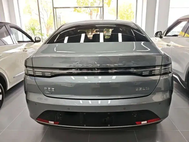 BYD Destroyer 05 — Фото автомобиля 5