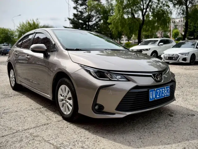 Toyota Corolla — Фото автомобиля 3