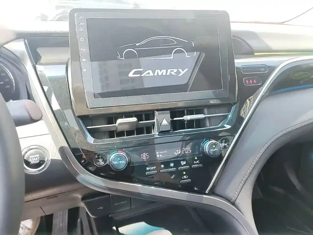 Toyota Camry — Фото автомобиля 12