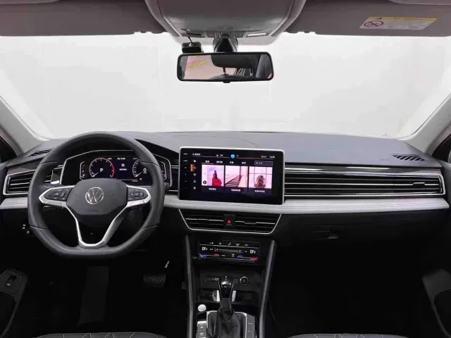 Volkswagen Tiguan L 2025 Model 300TSI Auto 2WD Dragon Edition — Фото автомобиля 14