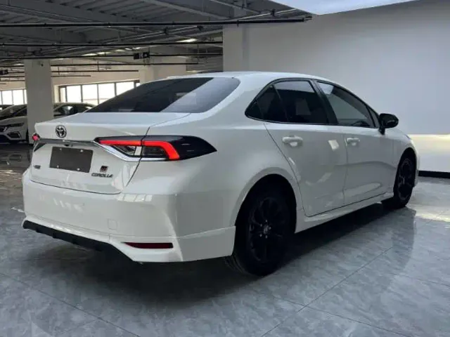 Toyota Corolla 2021 TNGA 1.5L CVT GR SPORT Edition — Фото автомобиля 6
