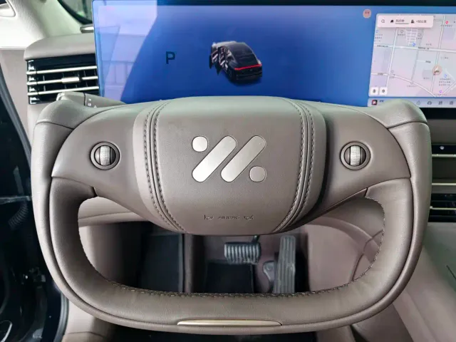 IM Motors LS6 — Фото автомобиля 8