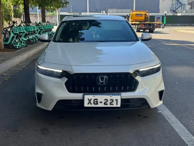 Honda Inspire — Фото автомобиля 2
