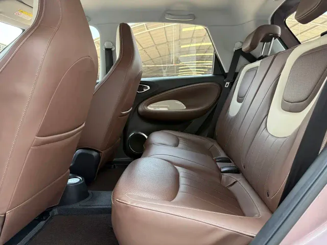 Wuling Bingo — Фото автомобиля 9
