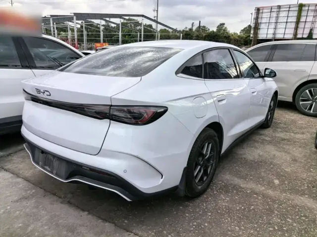 BYD Seal 06 — Фото автомобиля 6