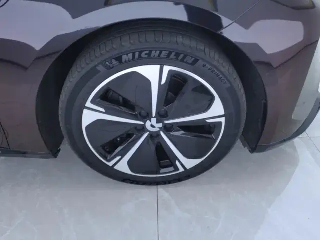 Nio ET5 Touring — Фото автомобиля 6