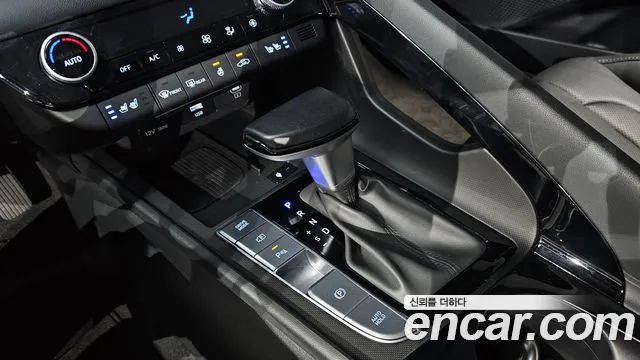 Hyundai Avante CN7 — Фото автомобиля 9