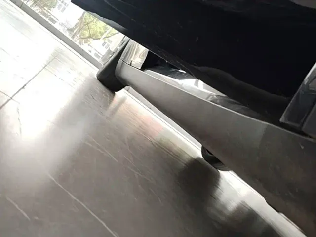 Tesla Model Y — Фото автомобиля 20