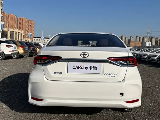 Toyota Corolla — Фото автомобиля 5