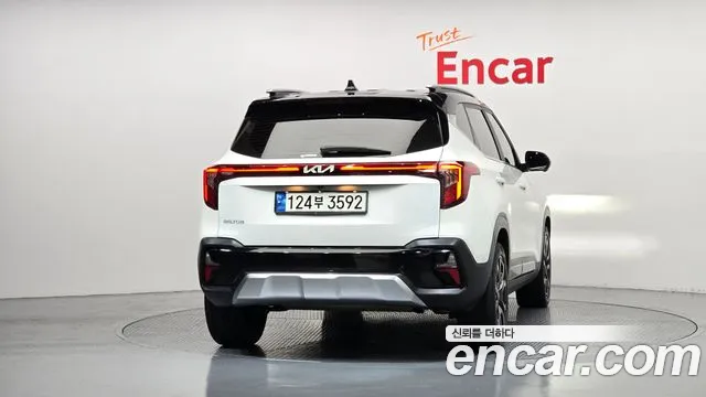 Kia Seltos New — Фото автомобиля 4