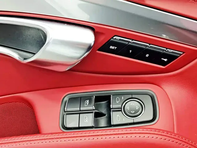 Porsche 718 — Фото автомобиля 18