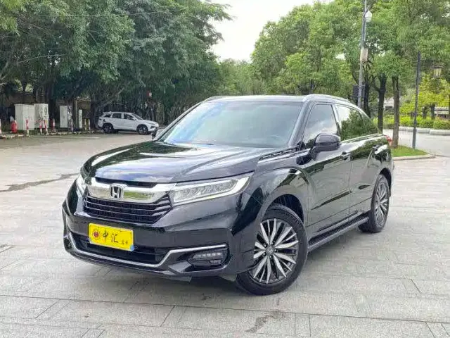 Фотография автомобиля — Honda Avancier