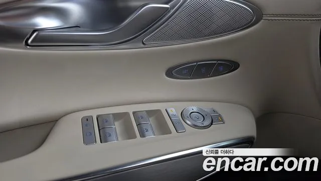 Genesis GV70 2.5T Бензин 2WD — Фото автомобиля 28