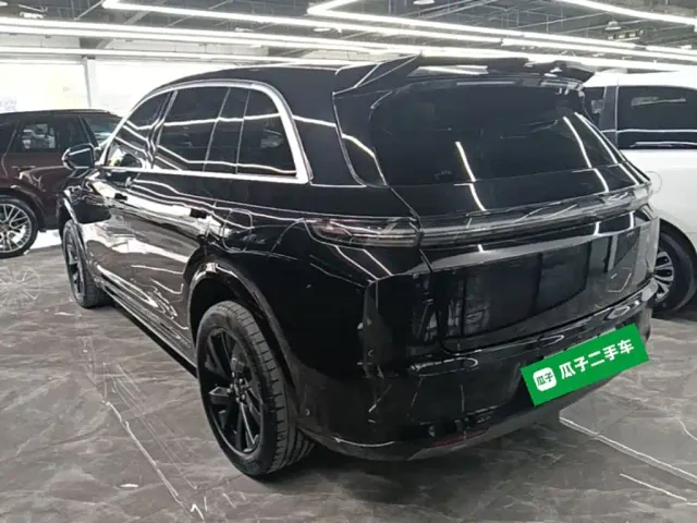 Li Auto L7 — Фото автомобиля 4