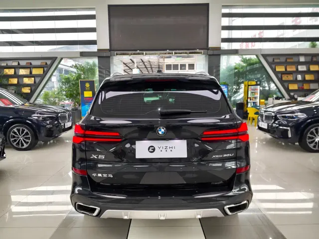 BMW X5 — Фото автомобиля 5