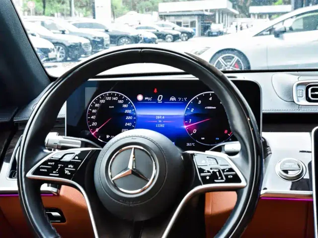 Mercedes-Benz Maybach S-Class — Фото автомобиля 23