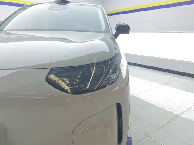 Leapmotor A10 — Фото автомобиля 5
