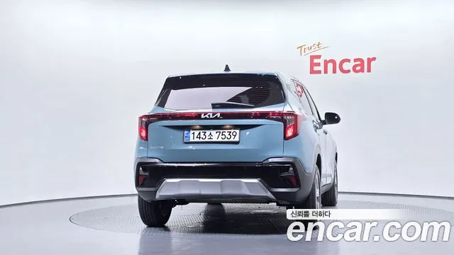 Kia Seltos Новый Seltos Бензин 2.0 2WD — Фото автомобиля 4