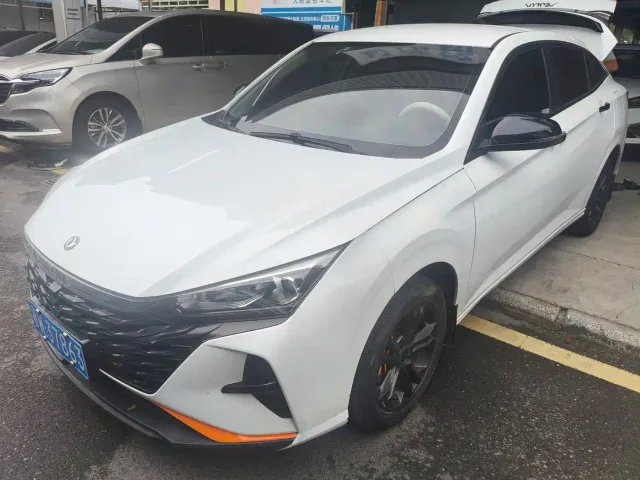 Фотография автомобиля — Dongfeng Yixuan