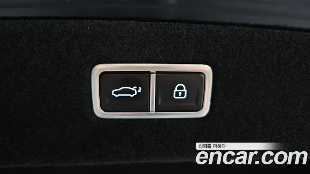 Genesis G90 Бензин 3.5 турбо AWD — Фото автомобиля 19