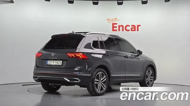 Volkswagen Tiguan Generation 2 — Фото автомобиля 2