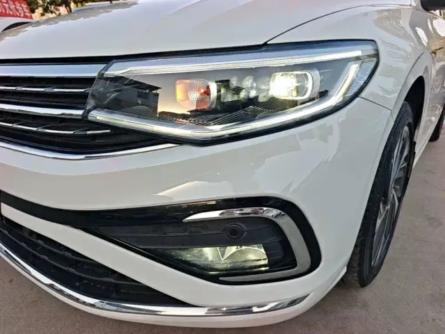 Volkswagen Bora — Фото автомобиля 23