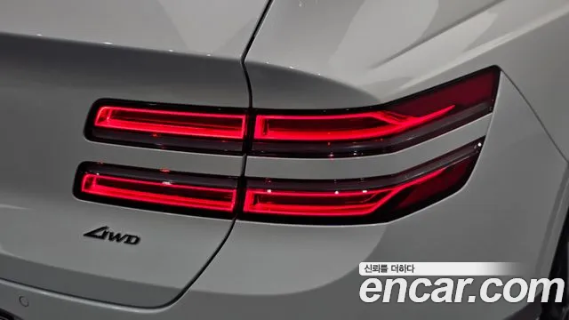 Genesis GV80 — Фото автомобиля 8